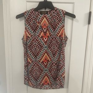 Renee Collection Women’s V-Neck Sleeveless Blouse